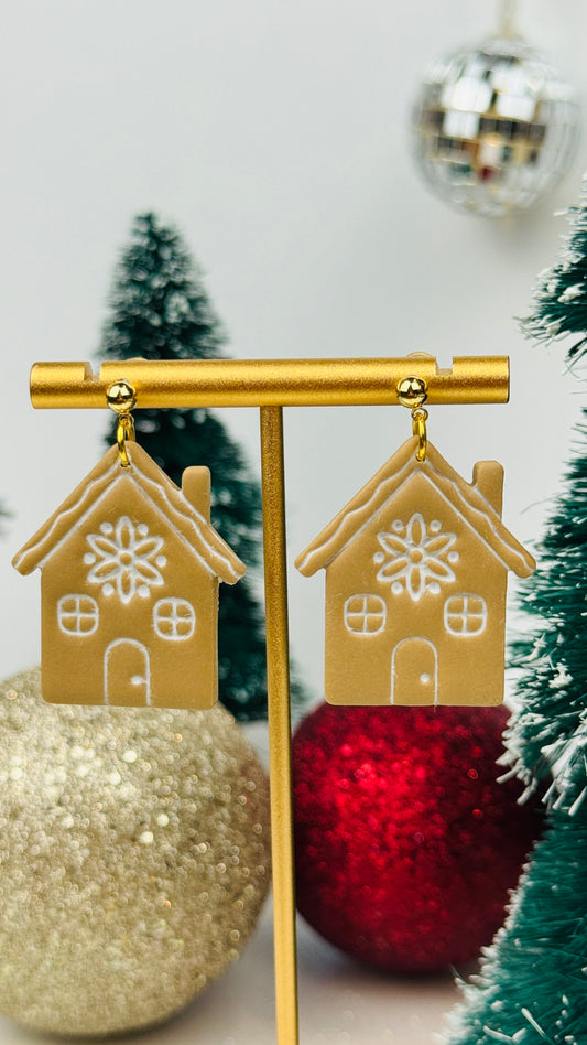 Folk Gingerbread House